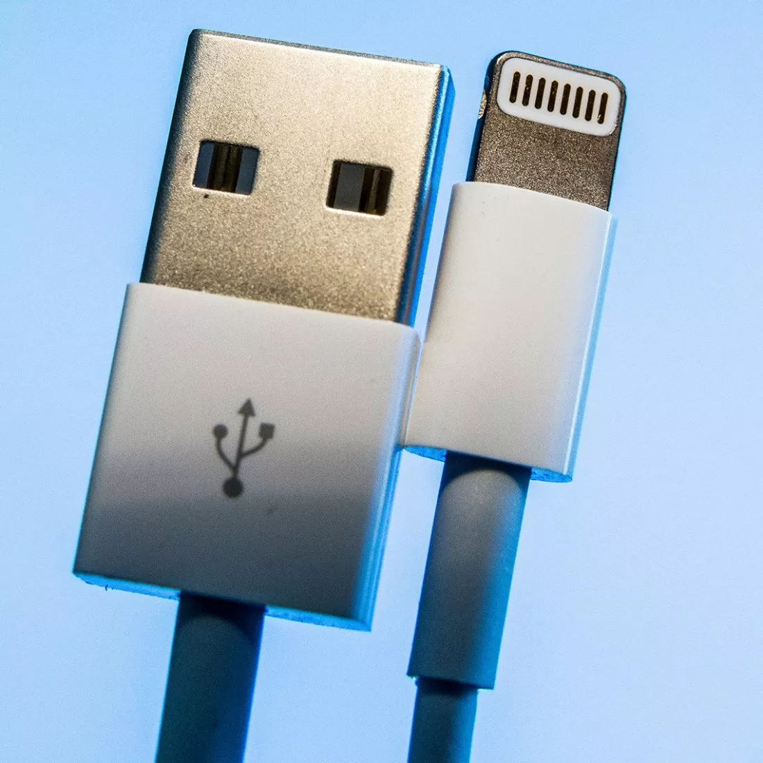 مزایای USB-C و Lightning